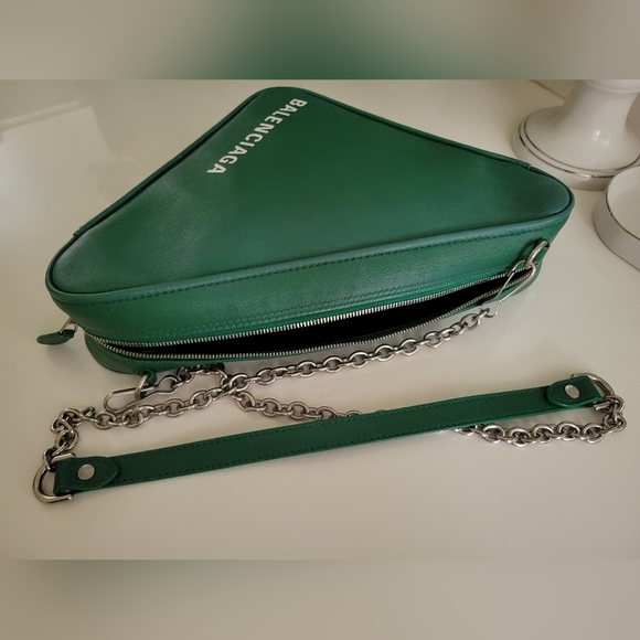 Balenciaga Triangle Leather bag - Picture 12 of 16
